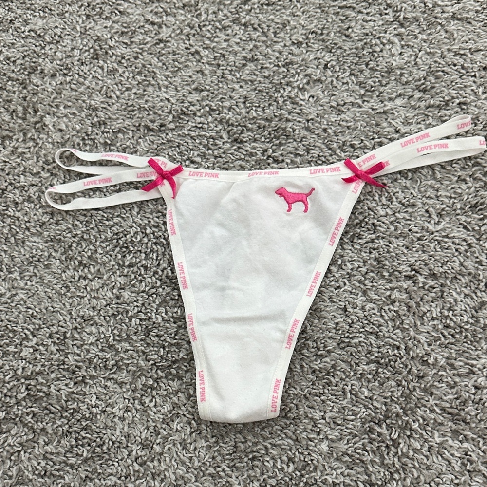 2009 Vintage PINK Victoria’s Secret Love Pink White & Pink Thong Panty